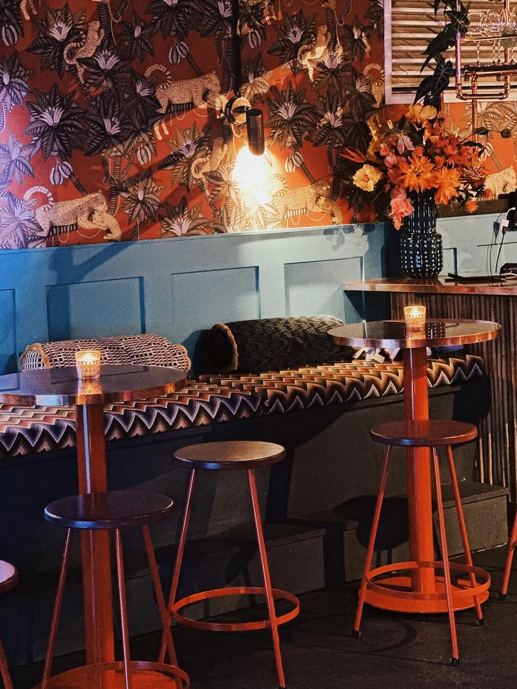 Honolulu Karaoke, Oslo